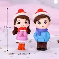 Cute couple miniature figurines for fairy garden and dollhouse DIY crafts decoration - Red Hat Couple / 1 Pair