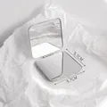 Kleiner quadratischer tragbarer Klappspiegel aus Edelstahl mit einer Größe von 5.7cm - 5.7cm
