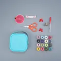 Kit de couture portable complet avec boîte bleu clair et bobines de fil colorées - Bleu