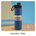 Dunkelblaue 750ml vakuumisolierte Edelstahl-Sportwasserflasche mit Tragegriff am Deckel - Magnetischer Deckel / 530ml / Dunkelblau