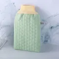 Gant de bain exfoliant vert menthe avec texture nid d'abeille et manchette jaune. - Gant Exfoliant / Vert