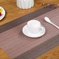 Elegante mantel individual de PVC tejido resistente al calor para decoración de mesa - Café