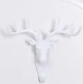 Elegante gancio da parete adesivo a testa di cervo bianco per cappotti, cappelli e chiavi - 18.5*17cm / Bianco