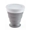 Tragbarer grauer faltbarer Silikon-Reisebecher mit weißem Deckel für den Außenbereich - 200ml / Grau