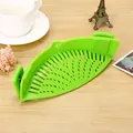 Green food-grade silicone clip-on pot strainer for draining noodles and vegetables - Green