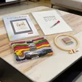 Kit de livre de points de broderie DIY avec cercle 12cm et 24 fils - Style A Ensemble / Cercle + 24 Couleurs Fil + 18 Aiguilles + Manuel