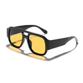Gafas de sol de aviador cuadradas retro con montura negra gruesa y lentes amarillas - Montura negra brillante lentes amarillas