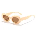Occhiali da sole per bambini con montatura a nuvola e lenti ovali scure in beige - Montatura Beige Lente Tè