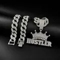 Λεπτομέρεια ασημί μενταγιόν στέμμα HUSTLER με λαμπερά στρας σε σχέδιο παβέ. - Σετ κολιέ / 45cm(18 Ίντσες) / Ασημί