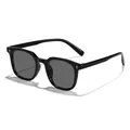 Élégantes lunettes de soleil carrées noires vintage avec des clous décoratifs argentés - Monture Noire Verres Gris