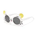 Lunettes de soleil UV pour enfants motif tigre blanc avec de mignonnes oreilles jaunes - Monture Blanche Verres Gris