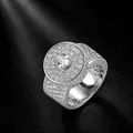 Bague ronde hip-hop de luxe avec zircons blancs et finition argentée pour hommes - Taille 8 / Argent