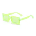 Occhiali da sole rettangolari verde neon con finitura in plastica trasparente trendy - Montatura Verde Fluorescente Lenti Verdi