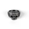 Bague tête de mort en acier titane de style rock vintage avec finition texturée et yeux noirs - Taille 7 / Argent antique