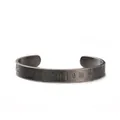 Antik-Finish Titanstahl-Manschettenarmband mit gotischer Organism Gravur und Kreuzsymbolen - Gotischer Buchstabenstil (DWS0474) / Buchstaben Antiksilber