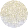 Detalle macro de cuentas de vidrio transparentes con núcleo teñido de amarillo para joyas. - 2.0mm / 20g/Paquete Pequeño / Blanco Crema (Color 13)