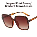 Oversized square sunglasses with leopard print frame and brown gradient lenses - Leopard Frame / Tea Lens