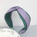 Cerchietto largo a treccia con motivo chevron verde e viola elegante accessorio per capelli - Viola