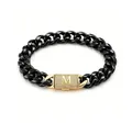 Dettaglio di bracciale a catena cubana nera con chiusura pavé dorata con lettera M - Bracciale con Chiusura Lettera M (ZM14BG) / 14mm x 19cm / 7,5 pollici / Oro + Nero