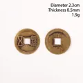 Vintage messing antieke Chinese feng shui munten replica diameter 2,3 cm voor gelukshanger - Han-dynastie Wuzhu Munt