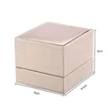 Premium Schmuckschatulle aus champagnerfarbenem Satin für Ringe, 6x6,5x5cm Größe - 6*6.5*5cm Satinbox / Champagner