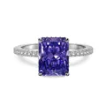 Eleganter S925 Sterlingsilberring mit einem großen lila Edelstein im Radiant-Schliff für Damen - Größe 5 / Violett (Februar)