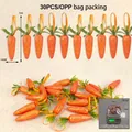 Set mit 30 dekorativen orangefarbenen Glitzermöhren aus Schaumstoff für die Osterdekoration - Simulation Glitzer-Karotte / 30 Stück/Packung (7CM) / Orange Glitzer