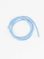 Primer plano detallado de cordón redondo de PU azul claro con costura interna para DIY - 5mm / Azul Claro