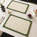 Elegante mantel individual vintage francés verde con flores y bordes ondeados. - 30*40cm / Patrón de Rama Verde