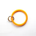 Portachiavi a bracciale in silicone arancione brillante con chiusura dorata. - Stile Cerchio / Arancione (BGGJ18-10)