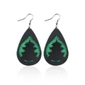 Festliche Weihnachts-Ohrhänger aus Leder mit einem grünen Glitzer-Tannenbaum-Motiv - Tropfenform Bedruckt (10095) / Schwarze Basis Grüner Weihnachtsbaum (10095)