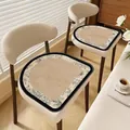 Elegant French style breathable chair cushion with floral border and straw texture - Horseshoe / 40x40cm / French Pattern