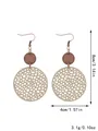 Boucles d'oreilles pendantes vintage en cuir beige ajouré et bois pour femmes - Style (11495)