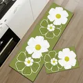 Detailweergave van florale keukenmatten op een houten vloer naast een witte kast. - Stijl E / 1 Stuk (40x60cm - 3,5 mm verdikt type)
