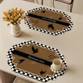 Elegante Vintage-Leder-Tischsets mit Karomuster, Vogelmotiven und 'Welcome Home' Schriftzug - Stil H (Unregelmäßige Form)