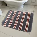 Absorberende badmat met strepen in grijs en oranje-wit, antislip badkamerkleed - 40x60cm / Grijs
