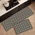 Set di tappetini da cucina in PVC con motivo floreale bianco e nero su pavimento - 40*60cm / Bianco e Nero Classico
