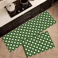 Set tappeti cucina in PVC verde retrò, impermeabile e antimacchia con quadrifogli. - 40*60cm / Verde e Bianco di Lusso