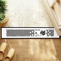 Tapis d'entrée moderne à damier noir et blanc avec motif de feuilles et texte - 20x60cm / Style de Feuille de Plante à Damier (M) / Carreaux noir et blanc