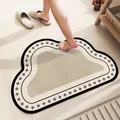 Alfombra de baño absorbente vintage con forma de nube y patrón de rejilla negra - 40x60cm (Superficie de Cuero Absorbente) / Blanco Roto (Estilo de Baño Fresco - Forma de Nube)