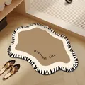 Non-slip absorbent bathroom mat in cream style with irregular shape and zebra stripes - 40x60cm (Absorbent Leather) / Zebra Stripe Style (A)