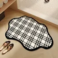 Irregular non-slip absorbent bath mat with a black and white checkered pattern - 40x60cm (Absorbent Leather) / Checkerboard Style (C)