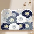 Tappetino da bagno assorbente antiscivolo con elegante motivo floreale di peonie blu. - 40*60cm / Forma di Nuvola / E-Floreale Astratto Blu Grigio