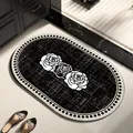 Tapis de bain ovale de luxe avec motif rose noir et blanc et support antidérapant - 30x50cm (Terre de Diatomée Épaissie) / Style Chanel de Luxe G (Ovale)