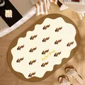 Ovale Dackel-Badematte in den Farben Braun und Creme, rutschfester saugfähiger Badeteppich - Maillard Hund Stil D-Oval / 40x60cm Kieselgur