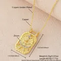 Collier rétro plaqué or avec croix, oiseau du Saint-Esprit et zircons étincelants - 1.5x2.5cm / Style Plaqué Or (NAQ10-8)