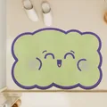 Schattige groene badmat in wolkenvorm met glimlach, antislip absorberende vloermat voor badkamer. - 40x60cm (Dunne Diatomeeënaarde) / Fris Groen