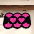 Alfombrilla de baño antideslizante con corazones rosas, variante negra y seca - Estilo Dulce y Fresco E
