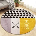 Round Nordic area rug with geometric pattern and HOME text for bedroom - Diameter 60cm / Nordic Arrow