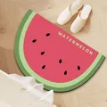 Halbkreisförmige Wassermelone-Diatomeenschlamm-Badematte, saugfähig und rutschfest für Bad - Wassermelone